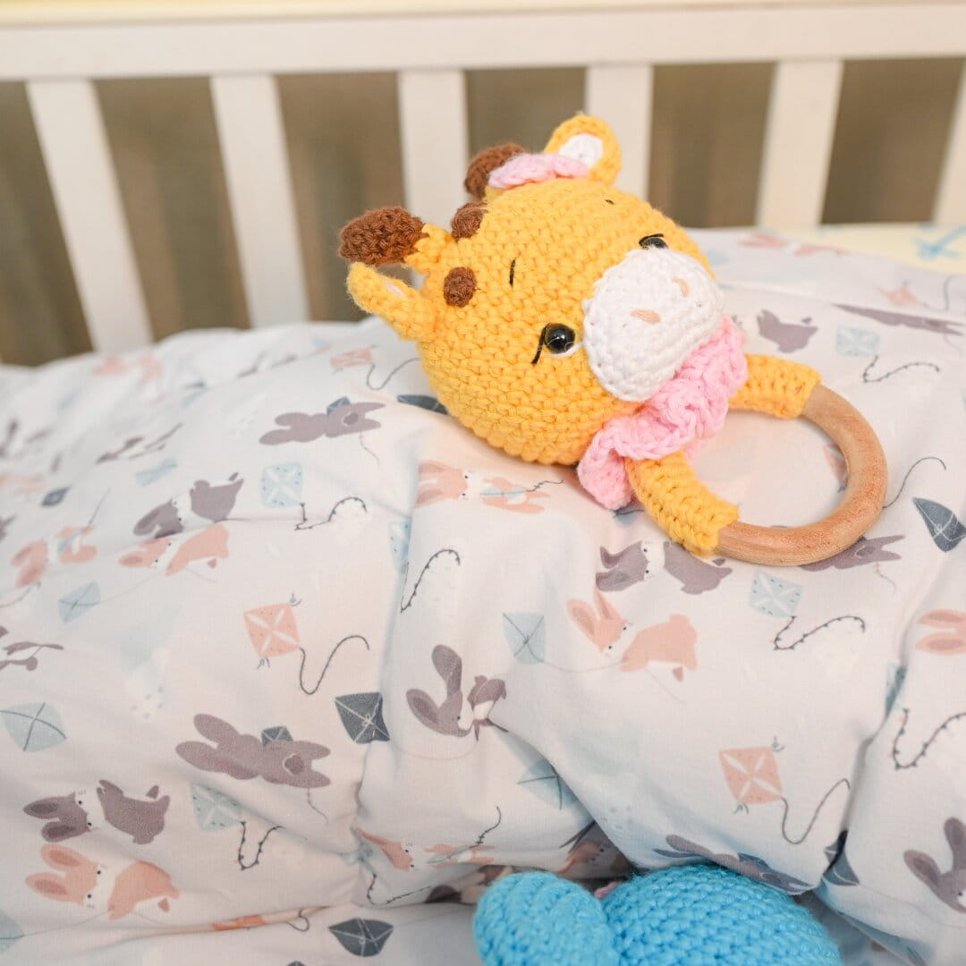 Baby Blankets vs Baby Quilts: What Should Moms Choose for Different Seasons?