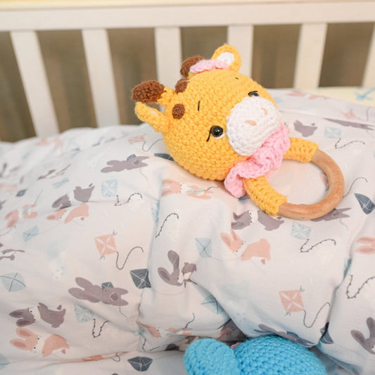 Baby Blankets vs Baby Quilts: What Should Moms Choose for Different Seasons?