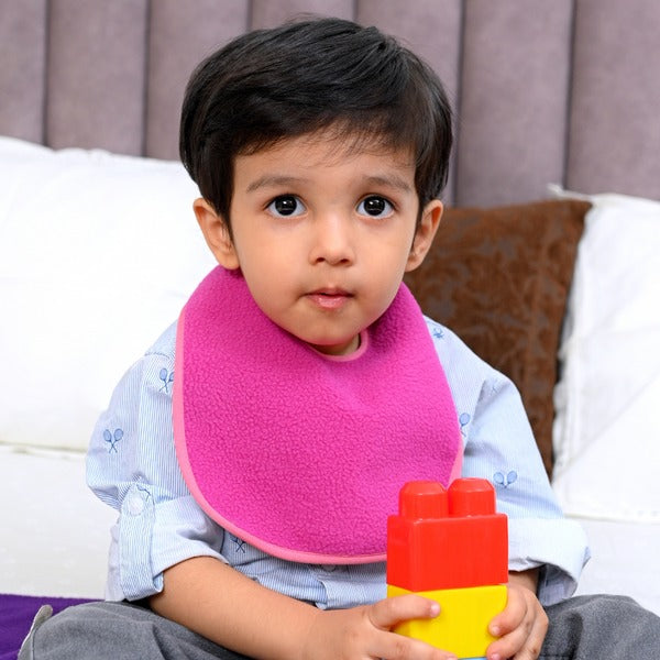 A Parent’s Guide to Choosing the Best Pink Absorbent Bibs for Everyday Use