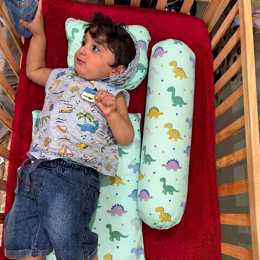 How to Pair a Crib Pillow with the Perfect Baby Bed Sheet