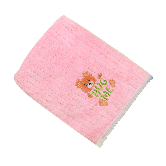 Bath Towels That Help Moms Keep Bath Time Stress Free