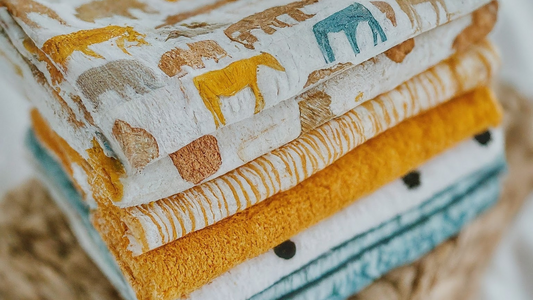 How Baby Burp Sheets Help Prevent Messes and Keep Your Baby Clean