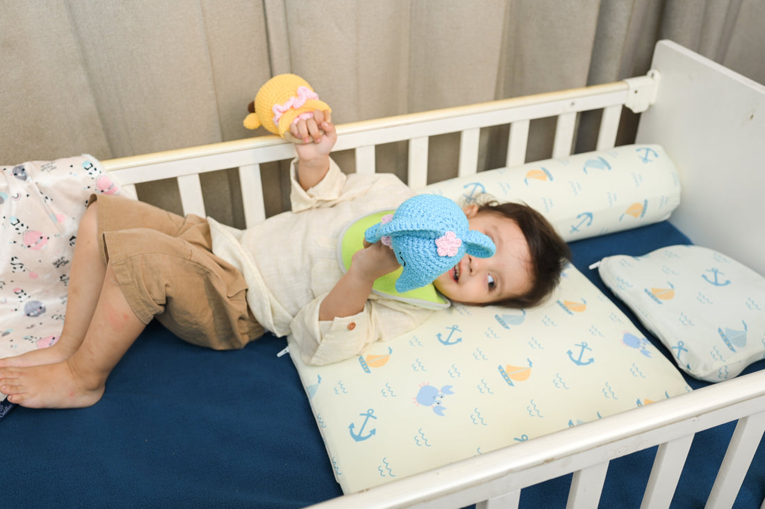 What Parents Should Know Before Buying a Crib Pillow for Their Baby