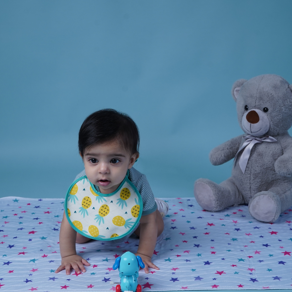 The Role of Bibs in Encouraging Independent Feeding in Toddlers