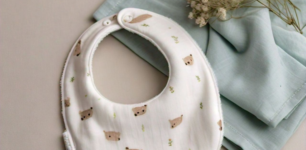 How to Choose Super Soft Baby Bibs & Sheets for Your Newborn