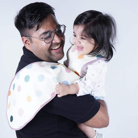 Burp Sheets That Make Feeding Time Cleaner and Stress-Free for New Moms