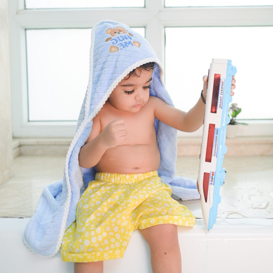 Baby Blue Hug Me Hooded Towel