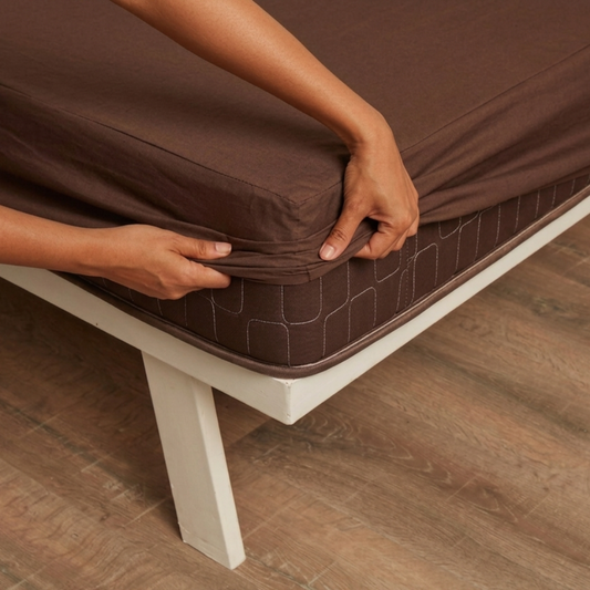 Lycra Brown Mattress Protector