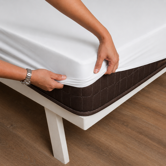 Lycra White Mattress Protector