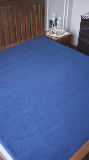 Happy Matty Waterproof Mattress Protector Product Demo Video
