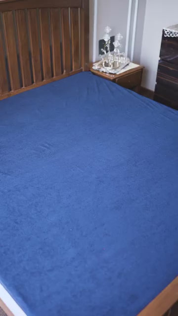 Happy Matty Waterproof Mattress Protector Product Demo Video